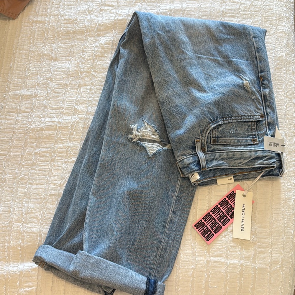 Aritzia- Denim Forum Jeans